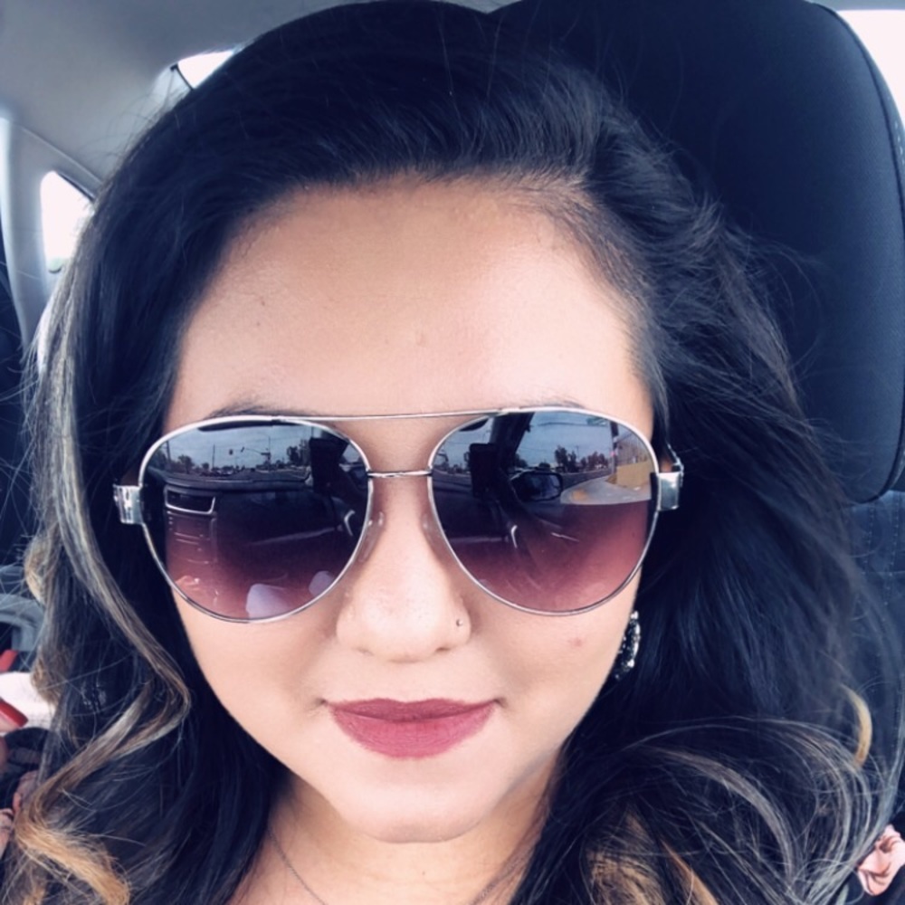 Meet your Posher, Kristina
